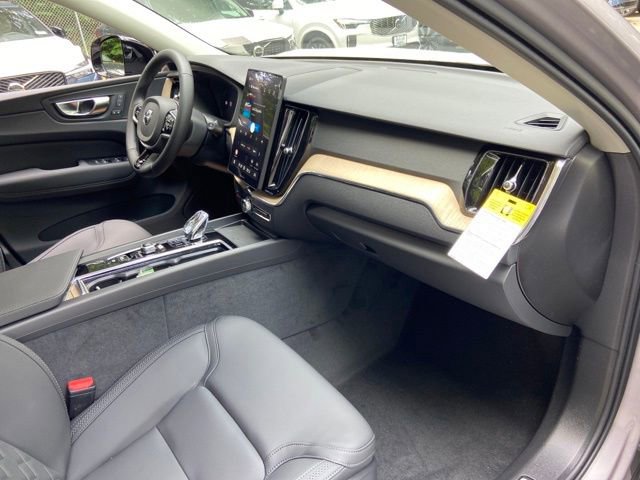 New 2026 Volvo XC60 B5 Plus w/ Climate Package image 17