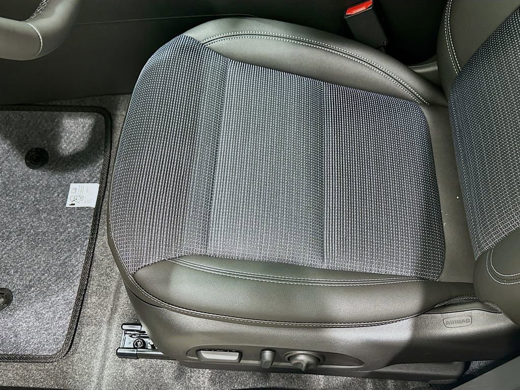 New 2026 Buick Envista Sport Touring w/ Convenience I Package FWD image 22