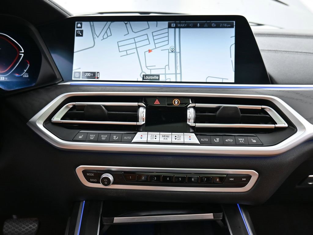 Used 2022 BMW X7 xDrive40i w/ Cold Weather Package image 13