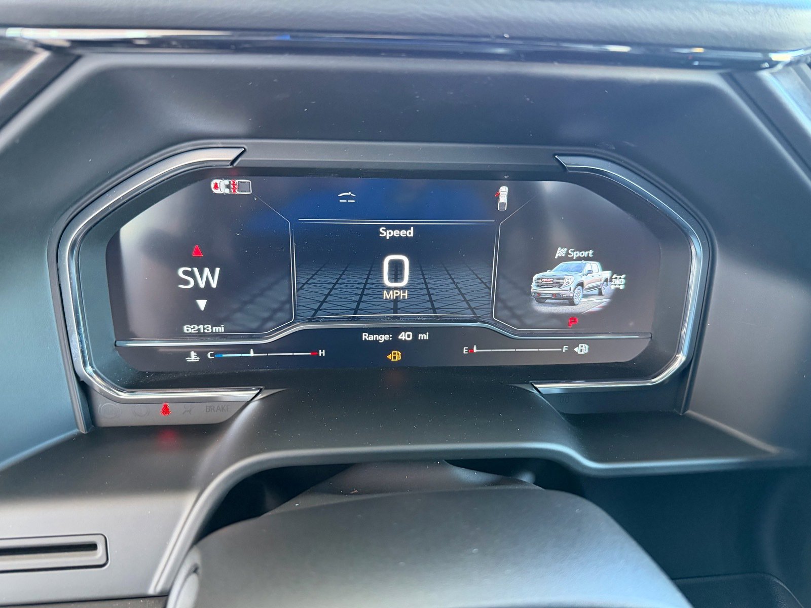 Used 2025 GMC Sierra 1500 AT4 image 9