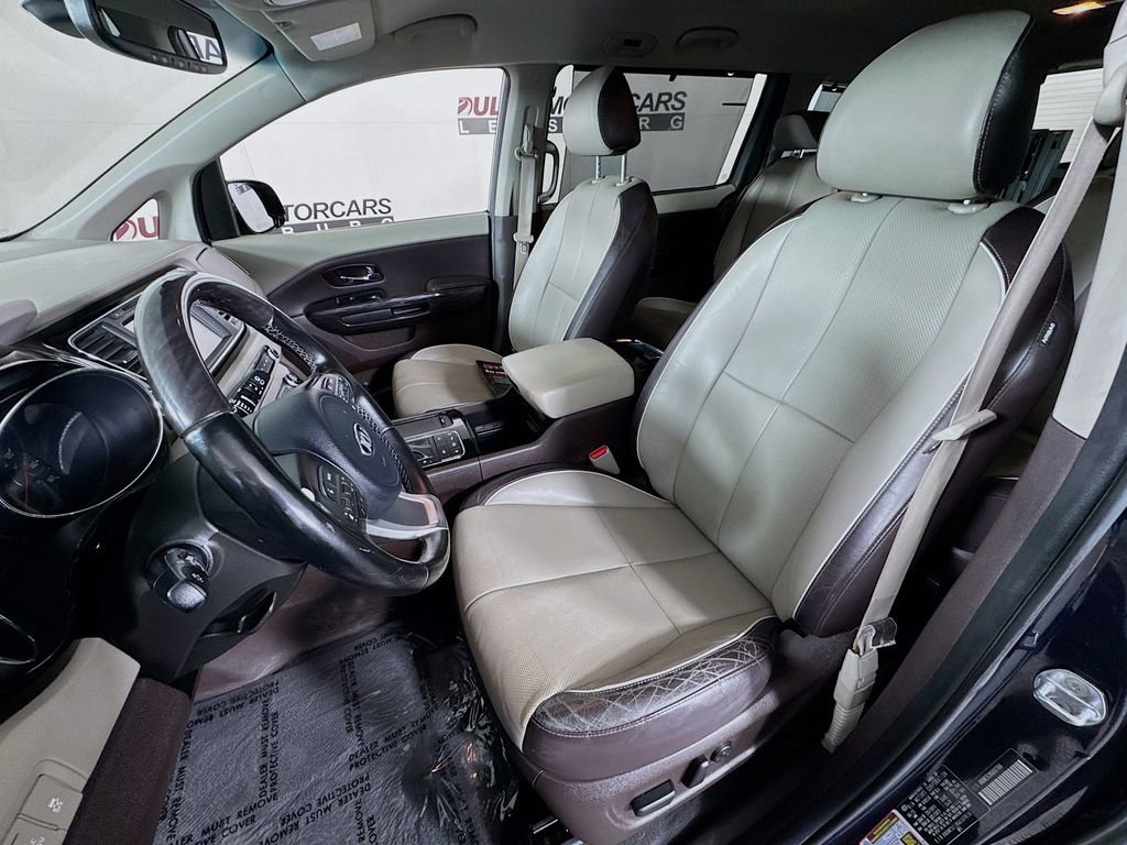 Used 2016 Kia Sedona SX Limited w/ Option Group 030 image 21