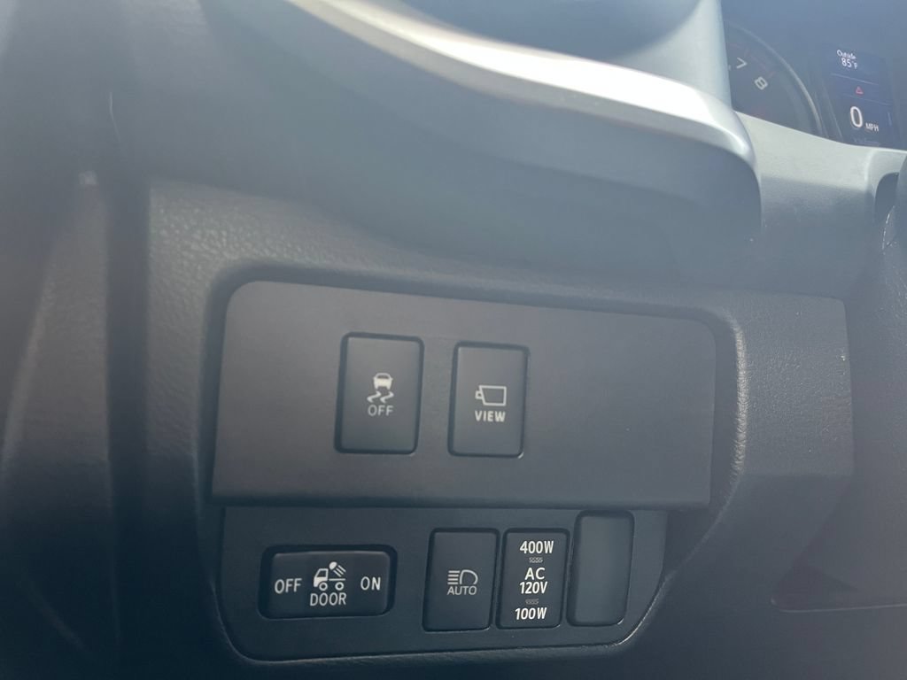 Used 2023 Toyota Tacoma TRD Sport w/ Advanced Technology Package AWD/4WD image 18