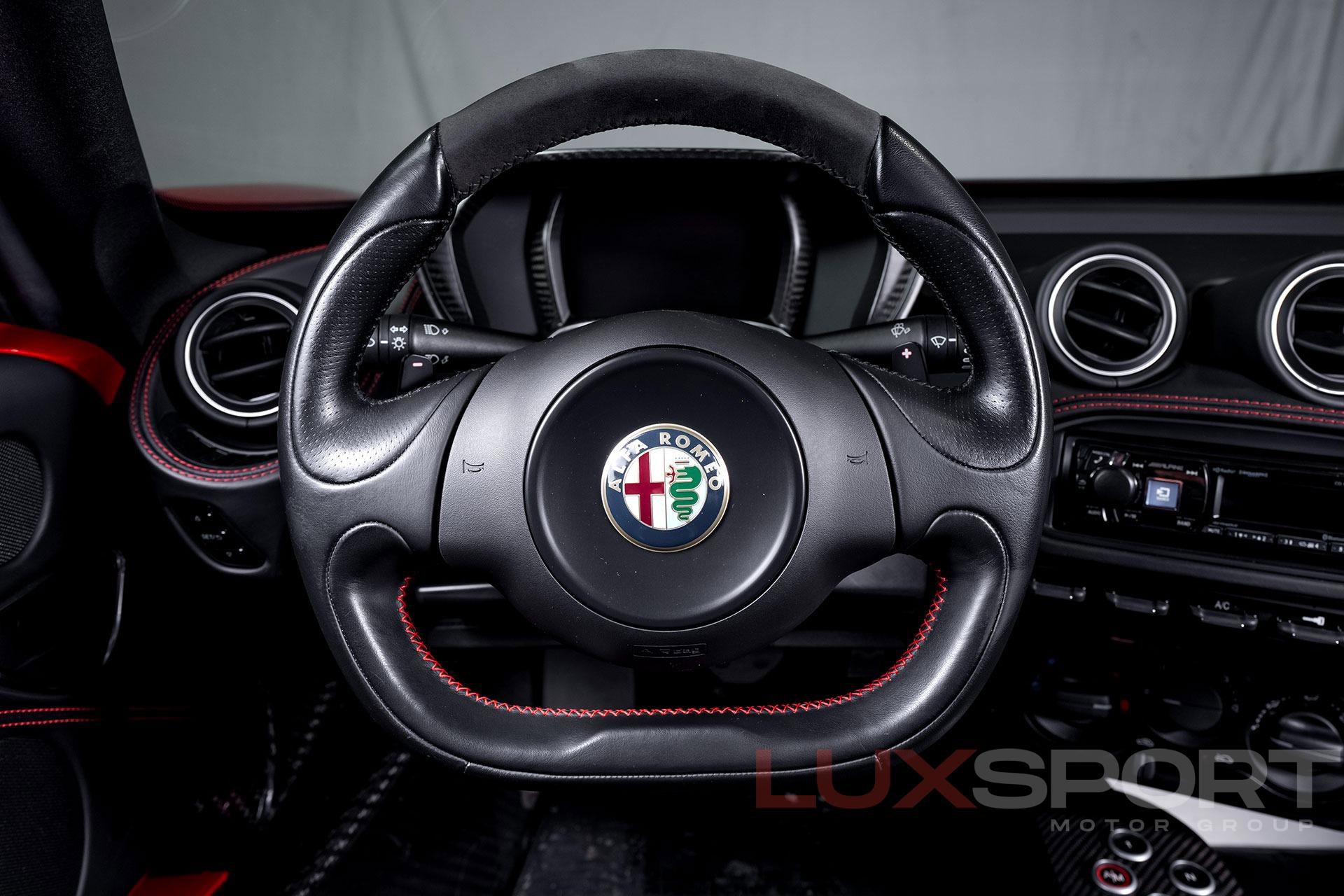 Used 2015 Alfa Romeo 4C Spider w/ Spider Track Package image 27