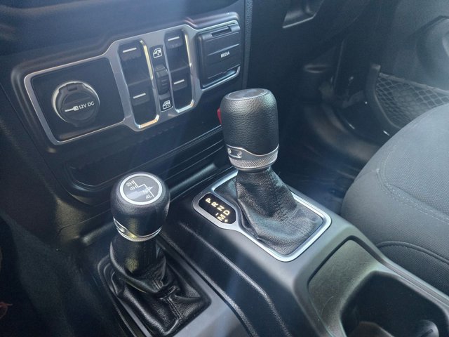 Used 2020 Jeep Wrangler Unlimited Sport AWD/4WD image 13