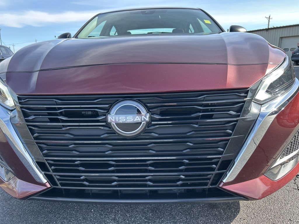 Used 2025 Nissan Altima 2.5 SV image 28