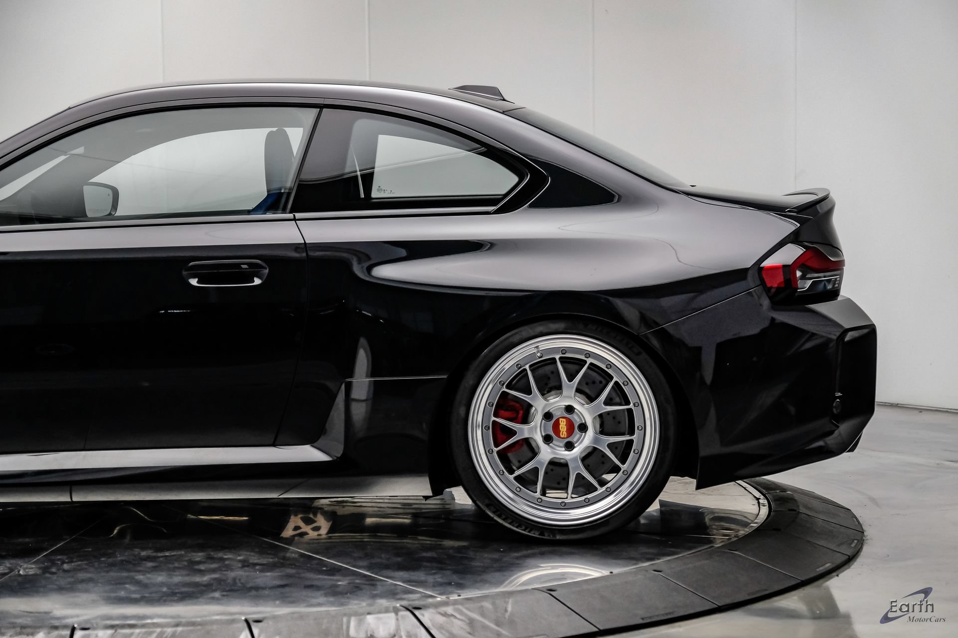 Used 2025 BMW M2 w/ Carbon Package RWD image 9