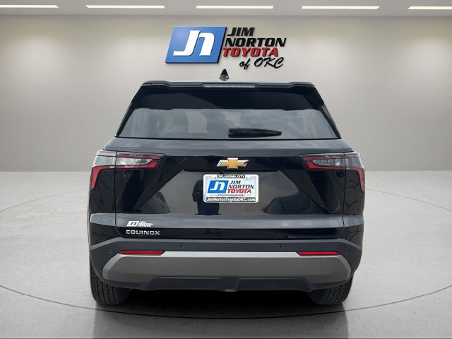 Used 2025 Chevrolet Equinox LT FWD image 6