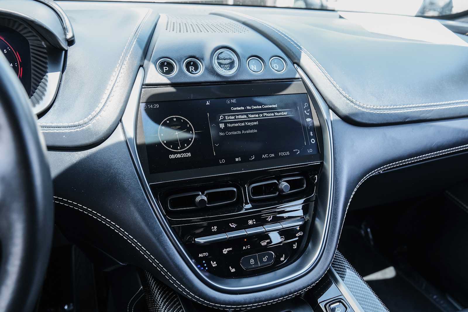 Used 2023 Aston Martin DBX AWD/4WD image 44