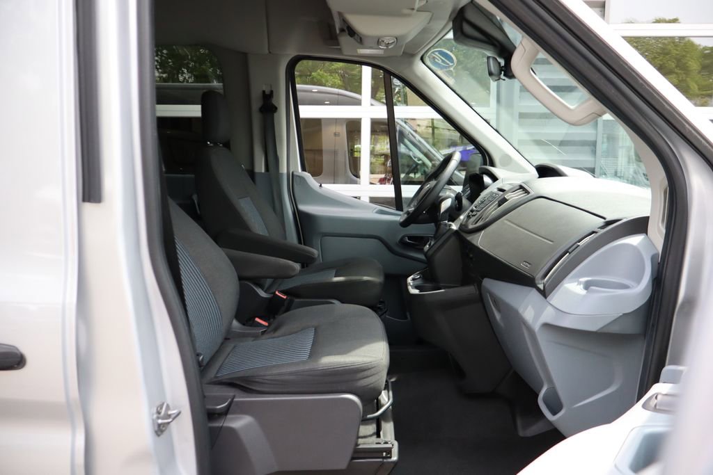 Used 2019 Ford Transit 350 XLT RWD image 30