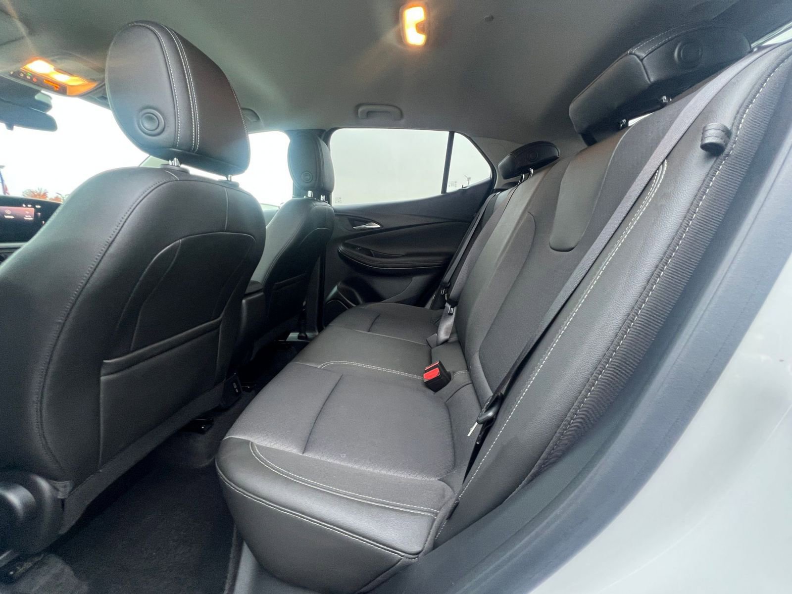 Used 2025 Buick Encore GX Preferred image 25