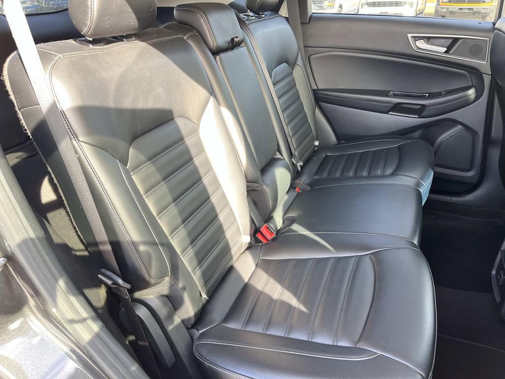 Used 2019 Ford Edge SEL w/ Equipment Group 201A image 21