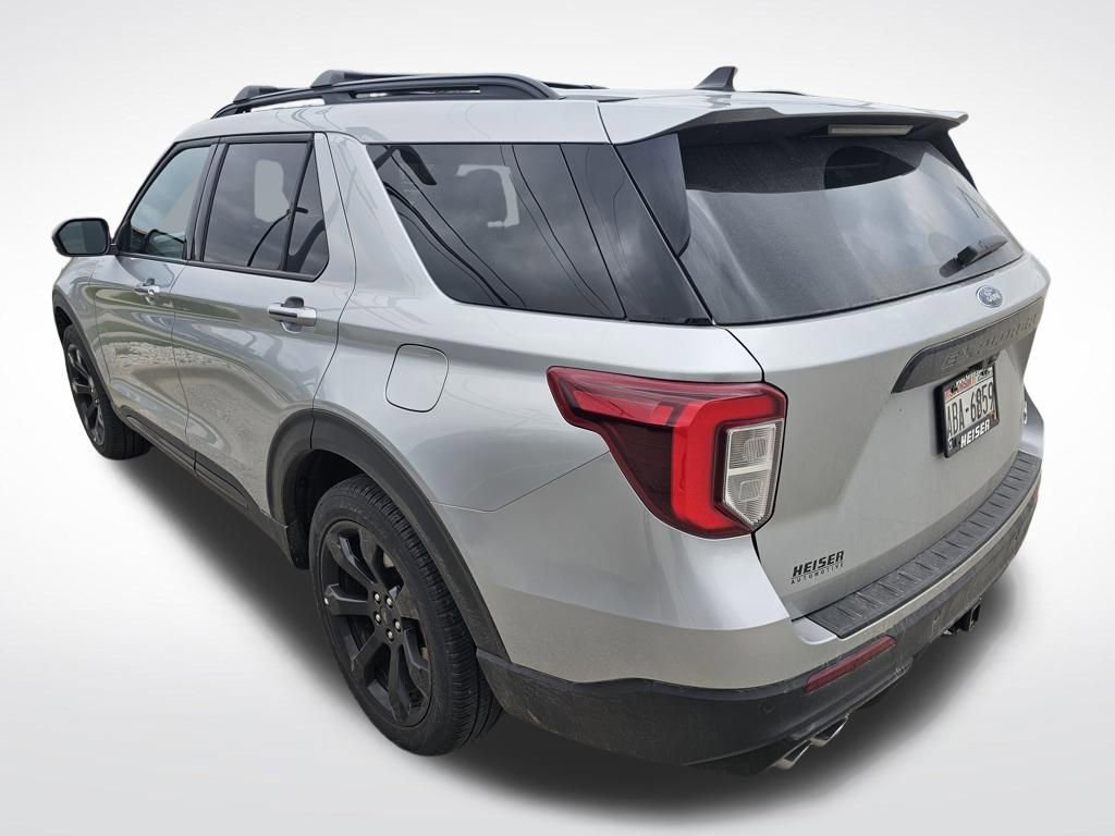 Used 2023 Ford Explorer ST w/ Equipment Group 401A AWD/4WD image 3