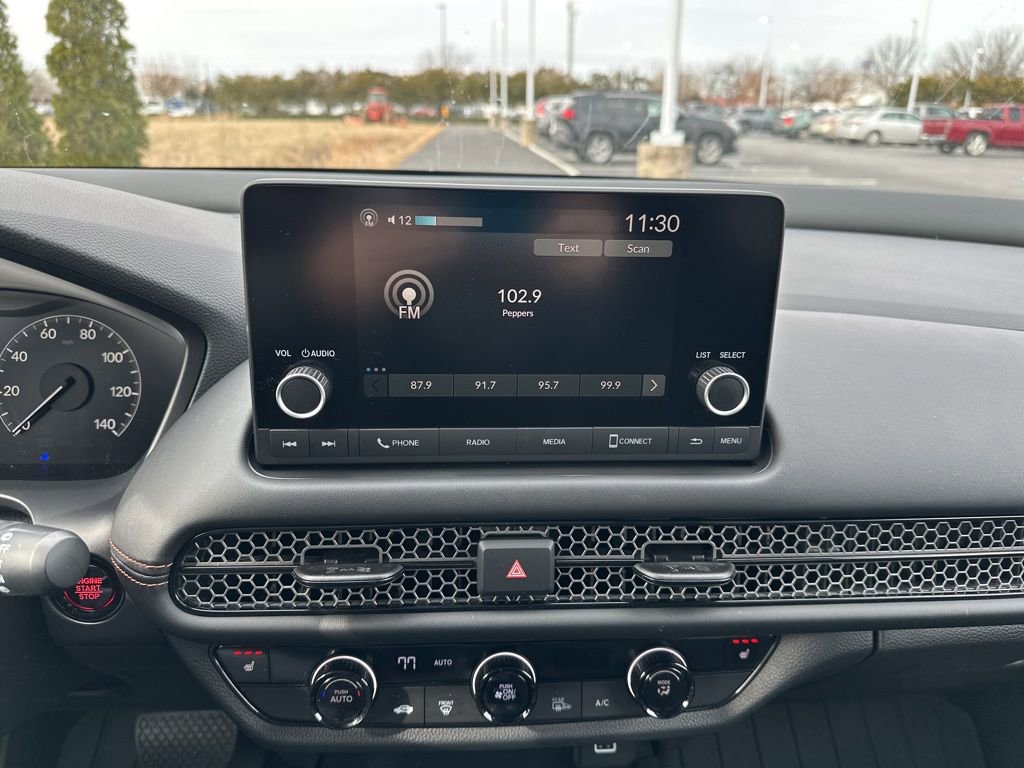 Used 2025 Honda HR-V Sport image 19