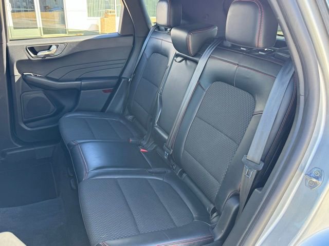 Used 2023 Ford Escape ST-Line AWD/4WD image 29