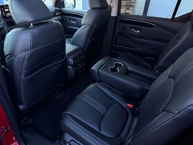 New 2025 Honda Pilot Touring image 22
