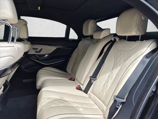 Used 2019 Mercedes-Benz S 560 Sedan image 16