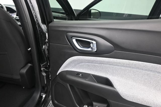 Used 2025 Jeep Compass Sport w/ Mopar Graphics Package AWD/4WD image 8