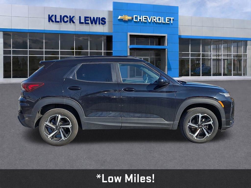 Used 2023 Chevrolet TrailBlazer RS w/ Convenience Package image 9