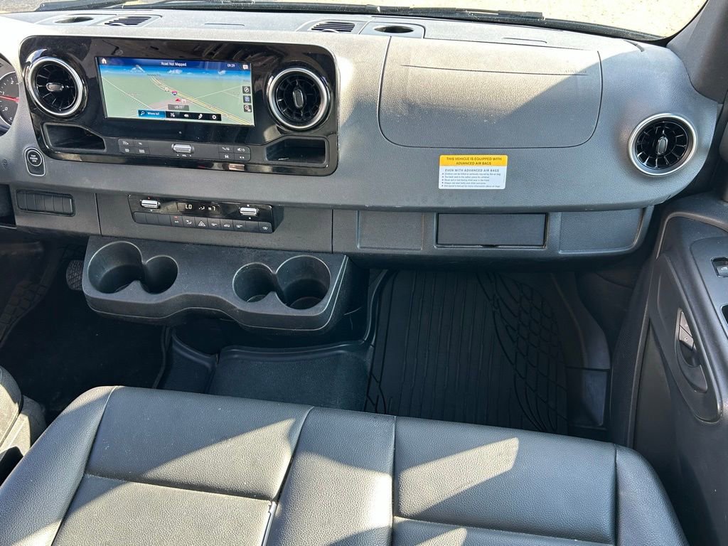 Used 2021 Mercedes-Benz Sprinter 144 Cargo image 19
