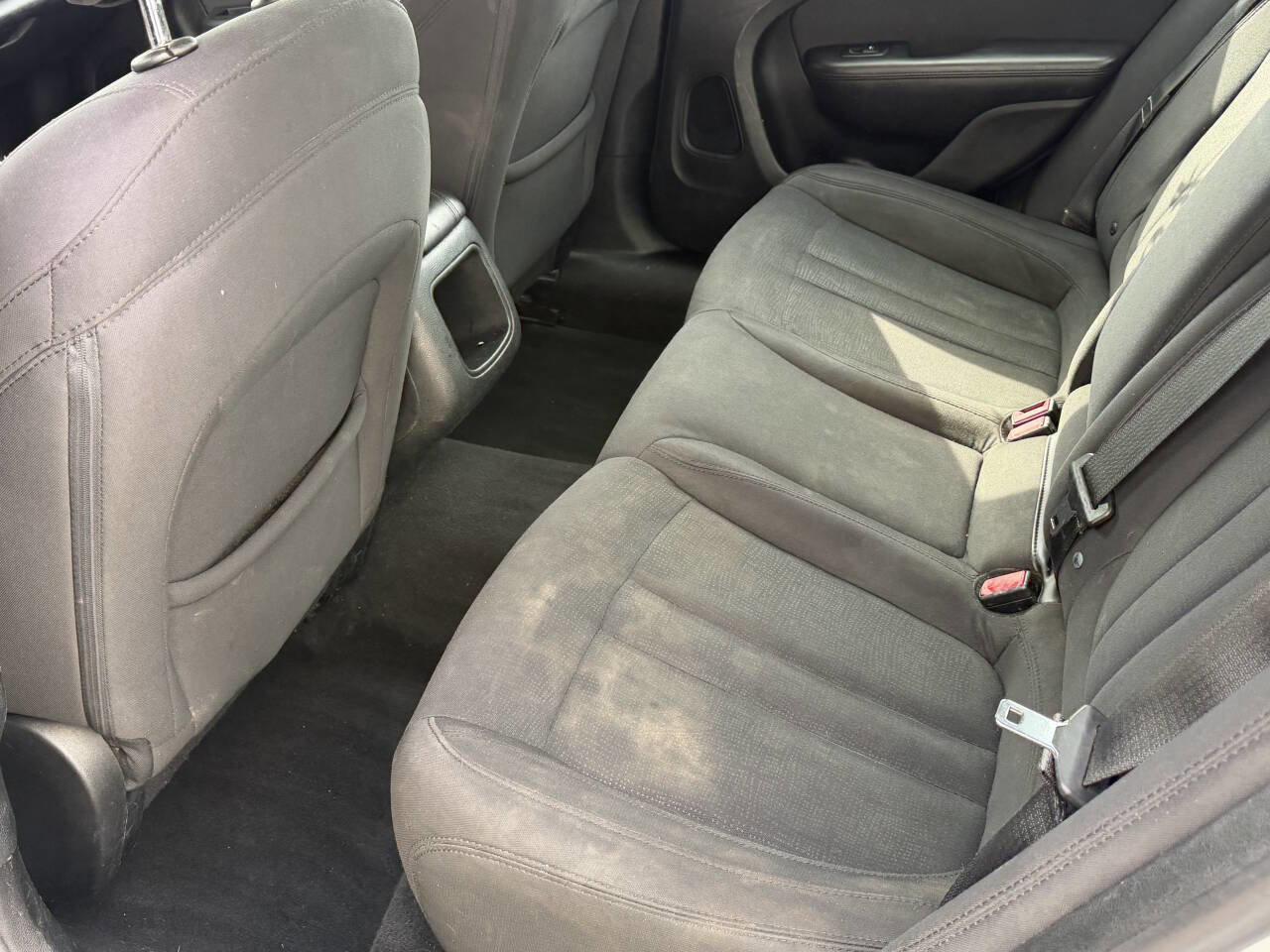 Used 2015 Chrysler 200 Limited w/ Convenience Group image 14