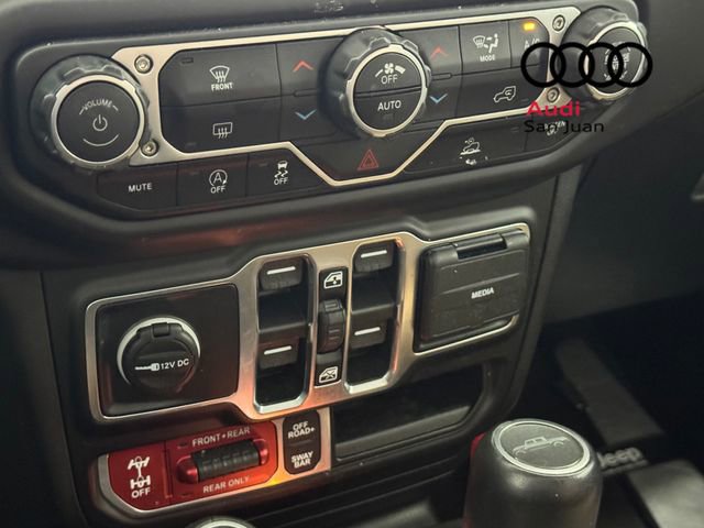 Used 2023 Jeep Gladiator Rubicon w/ Trailer Tow Package image 20