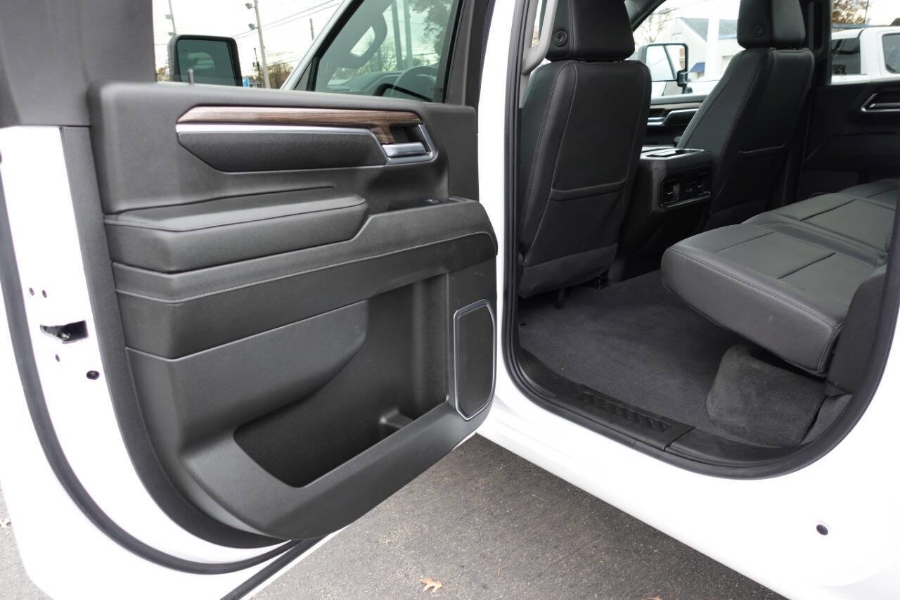 Used 2024 Chevrolet Silverado 2500 LT w/ All Star Edition image 23