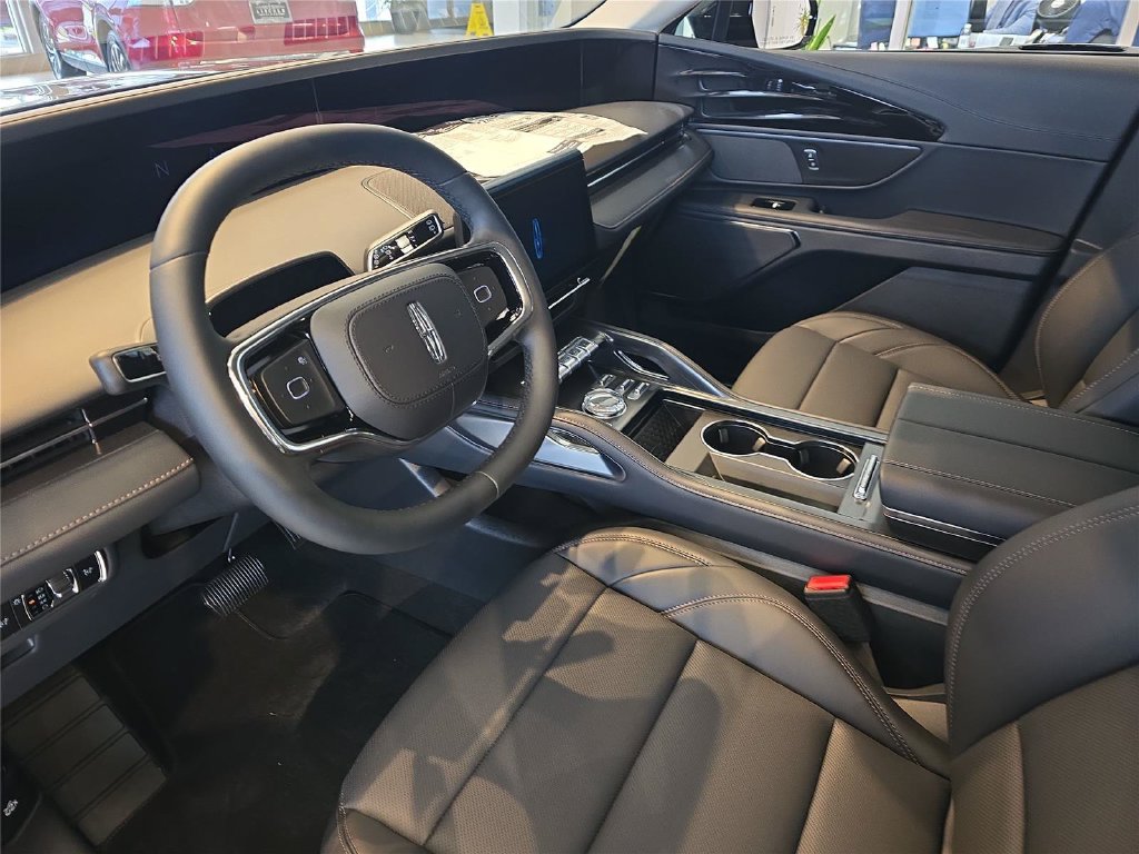 New 2026 Lincoln Nautilus Premier AWD/4WD image 15