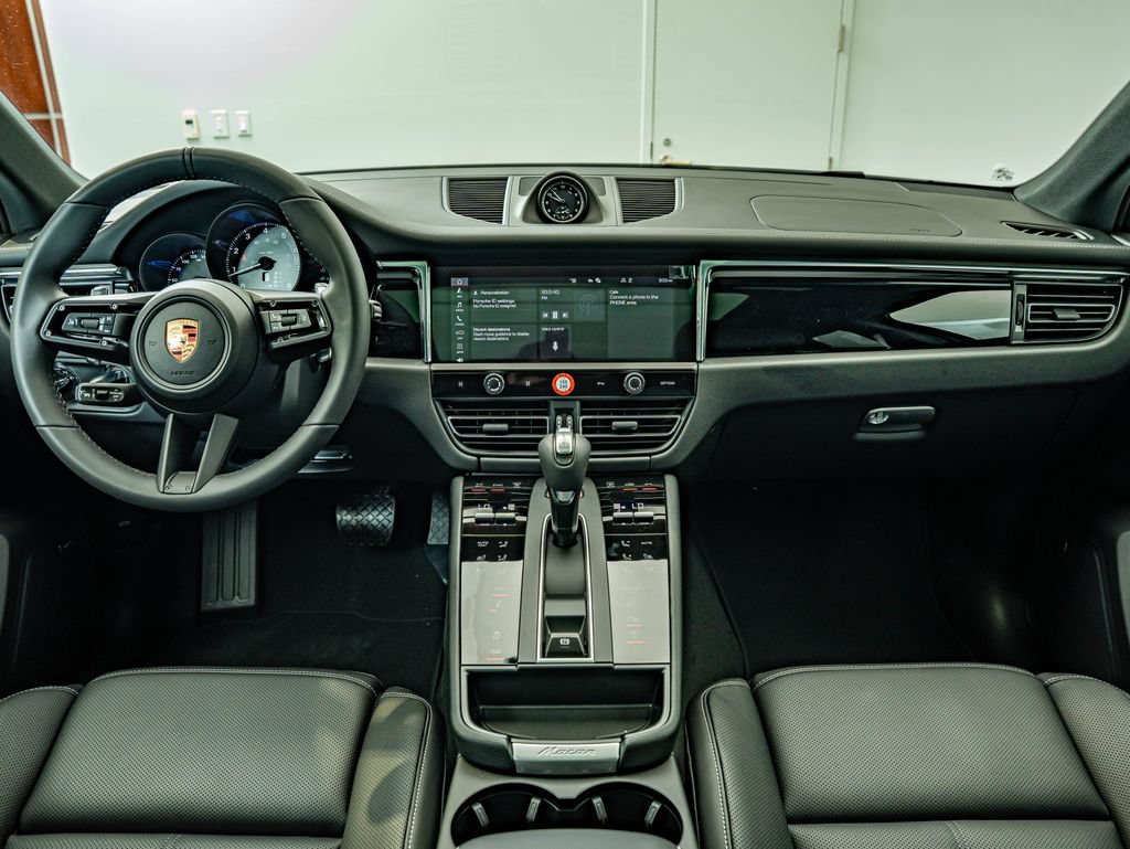 New 2026 Porsche Macan S AWD/4WD image 6