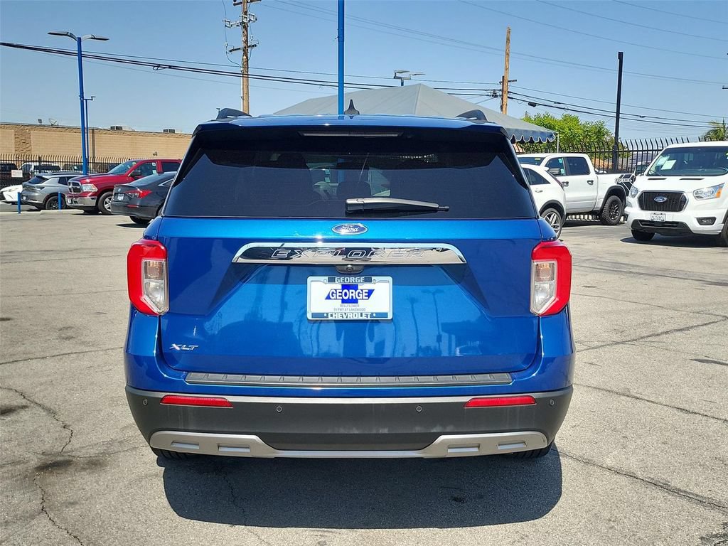 Used 2022 Ford Explorer XLT w/ Equipment Group 202A RWD image 30