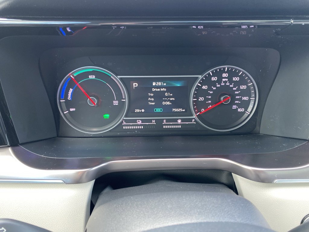 Used 2022 Kia Sorento EX w/ Panoramic Sunroof Package image 27