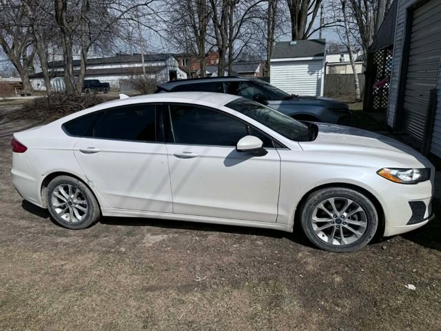 Used 2020 Ford Fusion SE image 7