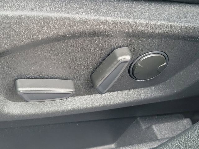 Certified 2023 Ford Edge ST-Line AWD/4WD image 12