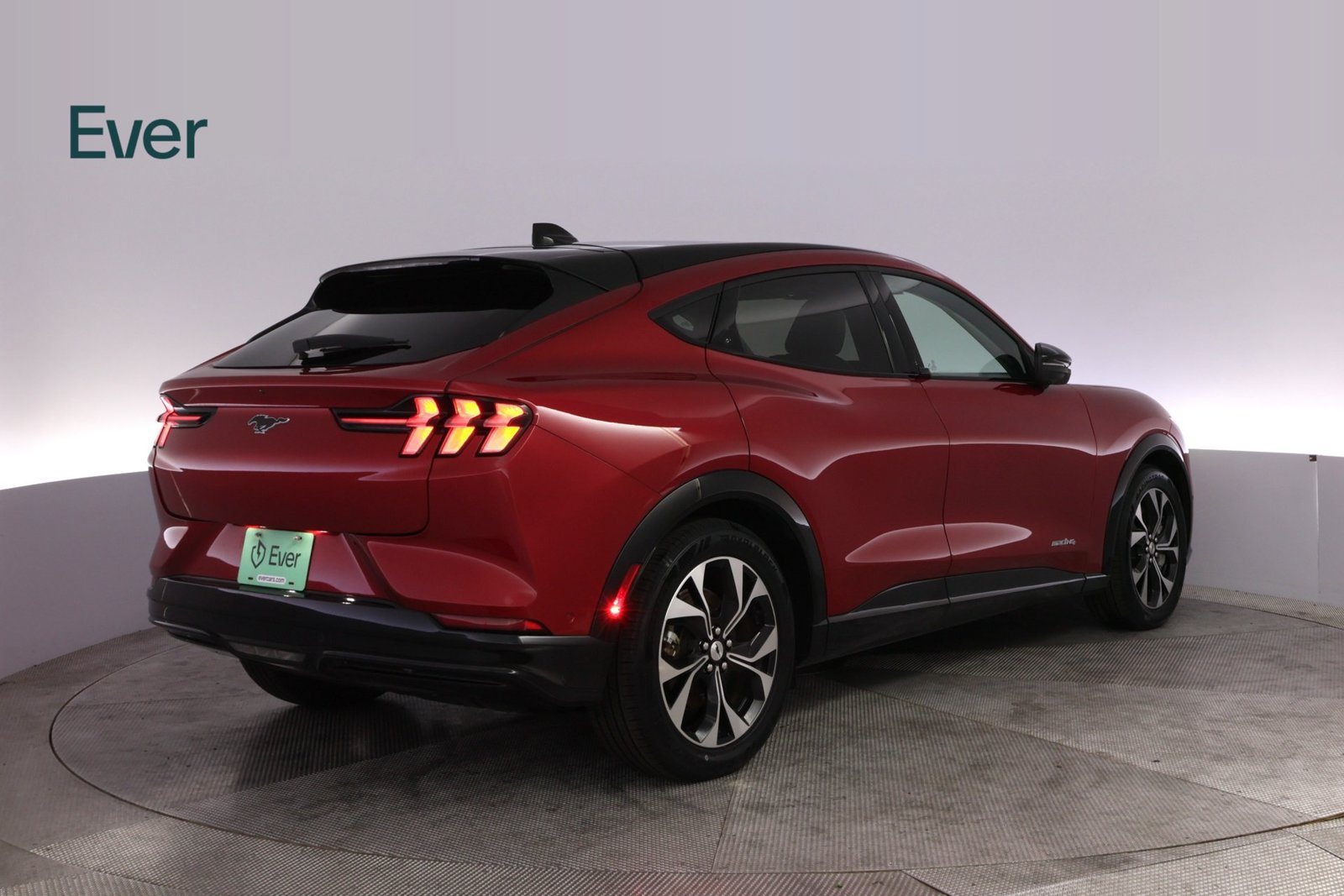 Used 2022 Ford Mustang Mach-E Premium AWD/4WD image 3