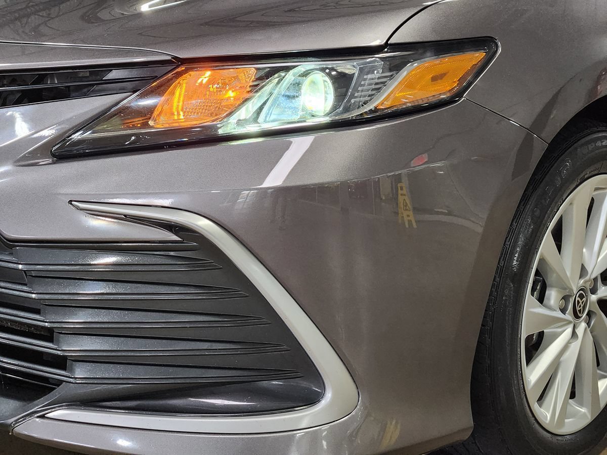 Used 2023 Toyota Camry LE FWD image 14