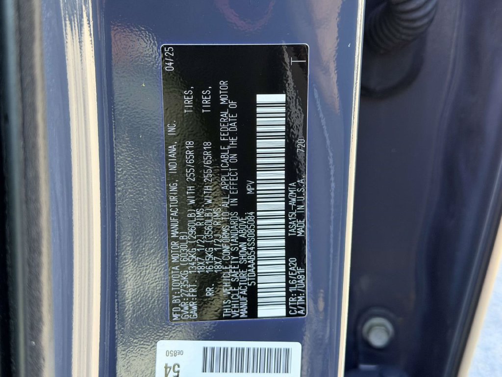Certified 2025 Toyota Grand Highlander AWD image 27