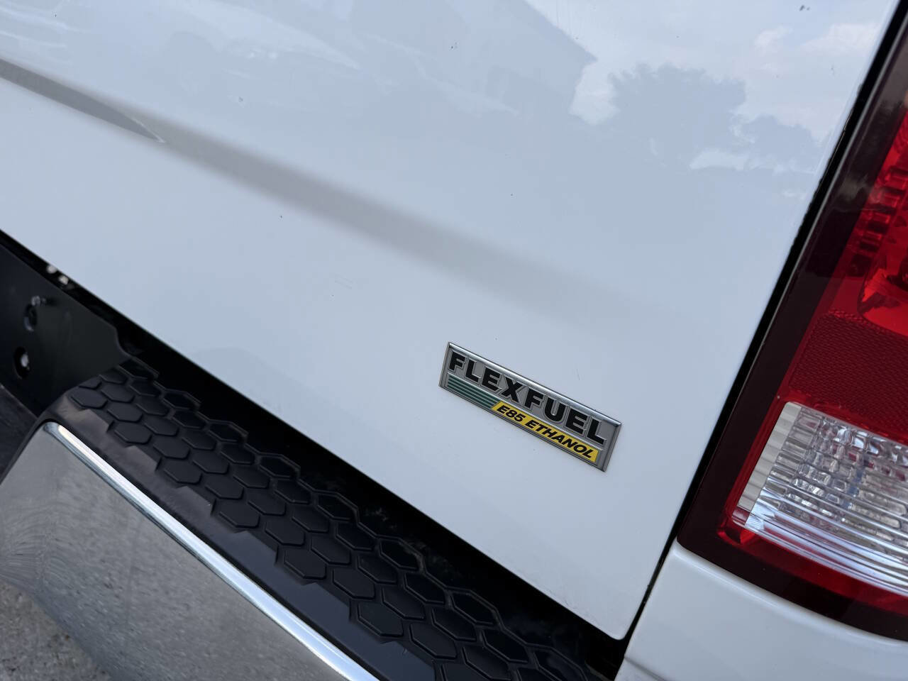 Used 2016 RAM 1500 Lone Star RWD image 30