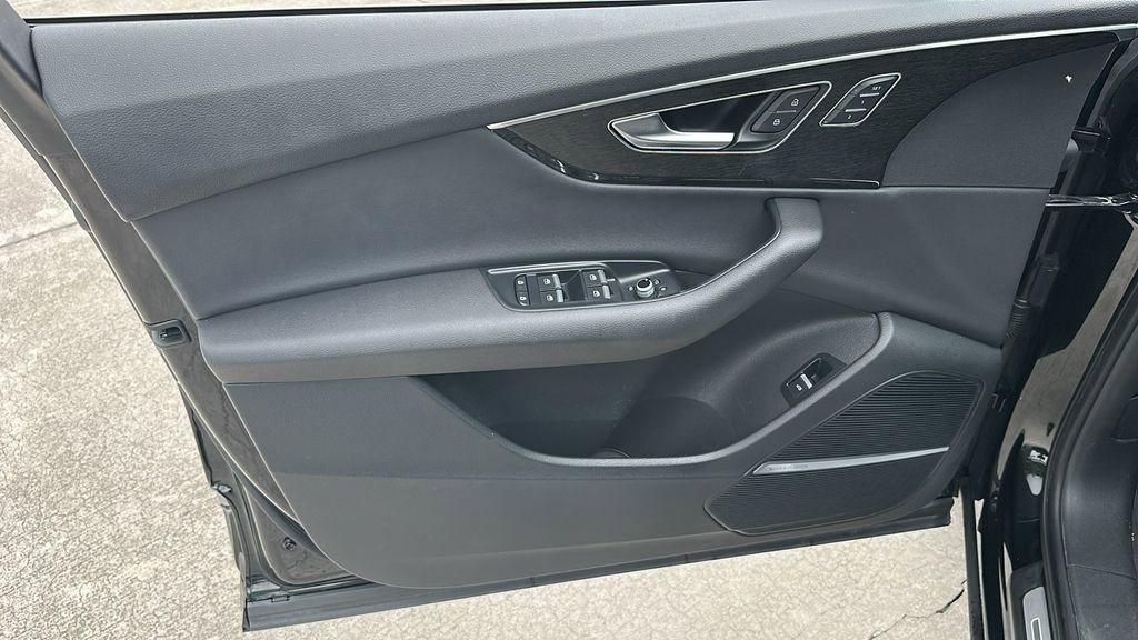 Used 2022 Audi Q7 3.0T Premium Plus image 16