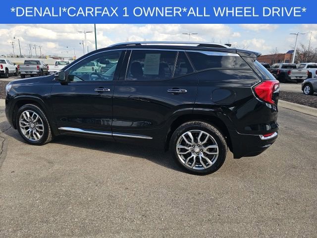 Used 2023 GMC Terrain Denali image 14