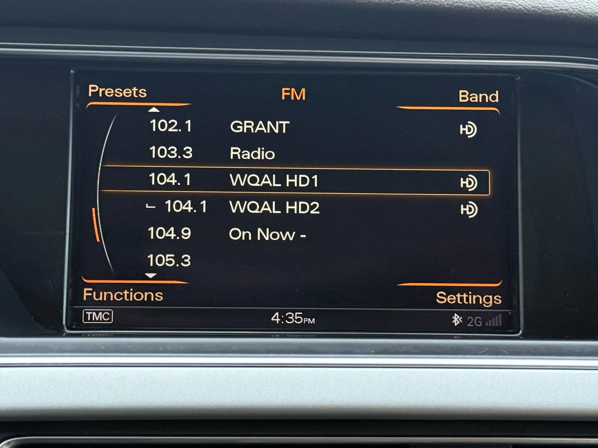 Used 2015 Audi A4 2.0T Premium Plus w/ Technology Package image 37