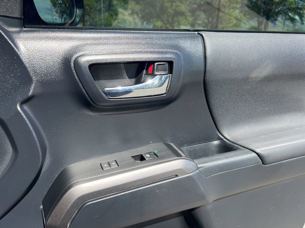 Used 2019 Toyota Tacoma TRD Pro w/ Desert Air Intake Package AWD/4WD image 17