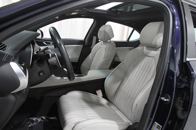Certified 2023 Genesis G70 3.3T w/ Sport Advanced Package AWD/4WD image 5