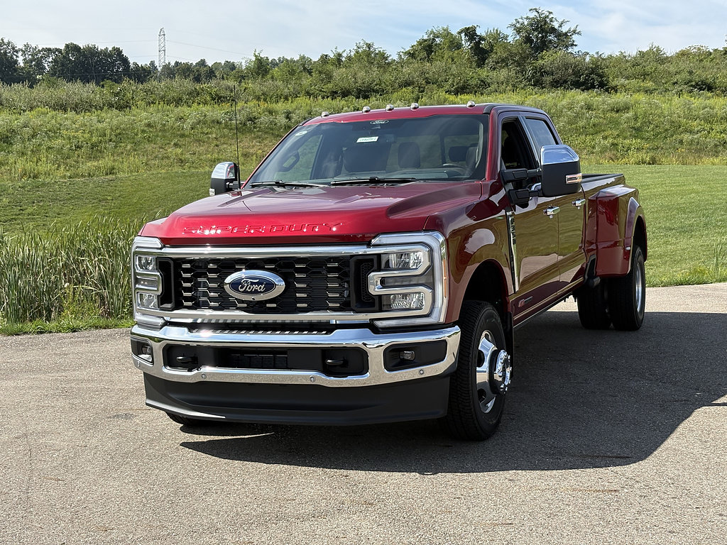 New 2026 Ford F350 King Ranch w/ Chrome Package AWD/4WD image 1