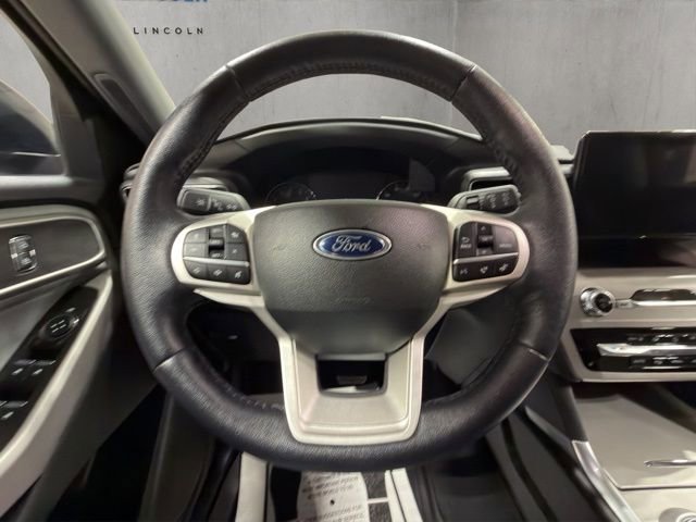 Used 2023 Ford Explorer XLT w/ Equipment Group 202A image 14