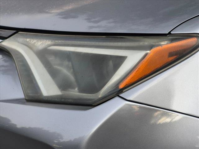 Used 2017 Toyota RAV4 XLE FWD image 7