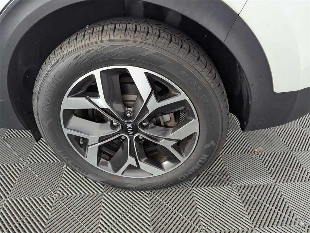 Used 2020 Kia Sportage EX w/ Option Group 15 image 19