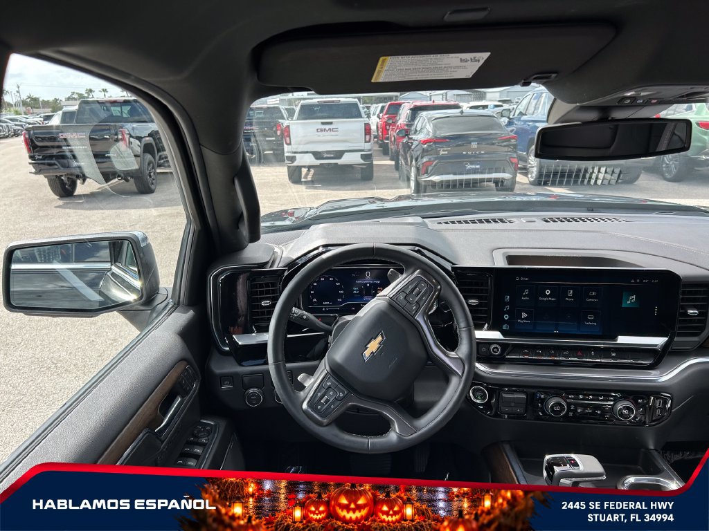 Used 2023 Chevrolet Silverado 1500 High Country RWD image 11