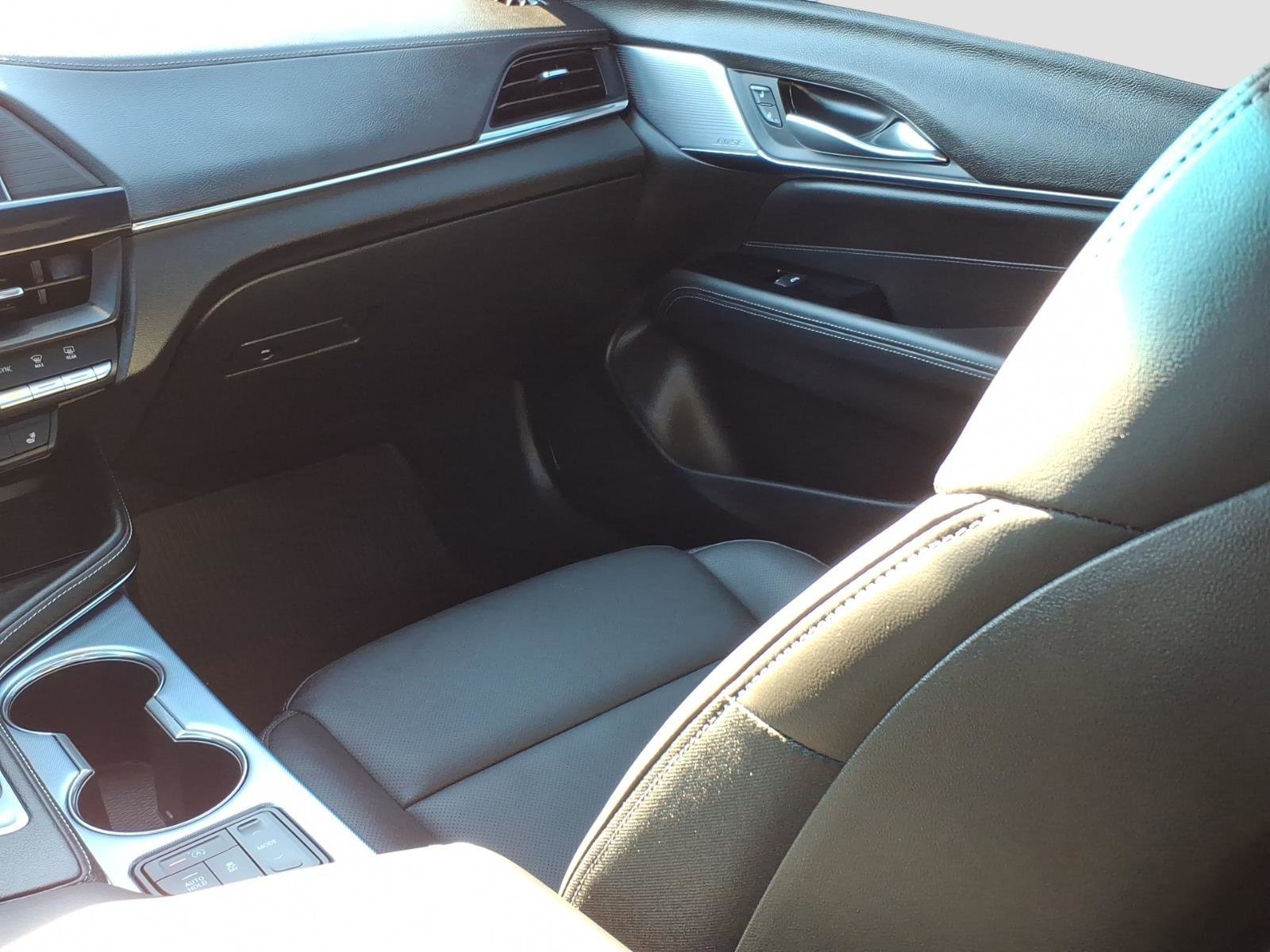 Certified 2025 Cadillac CT4 Premium Luxury image 11