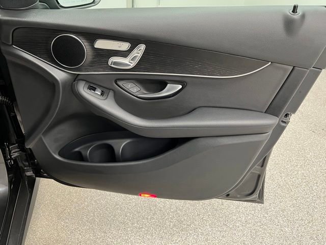 Used 2021 Mercedes-Benz GLC 300 4MATIC image 53