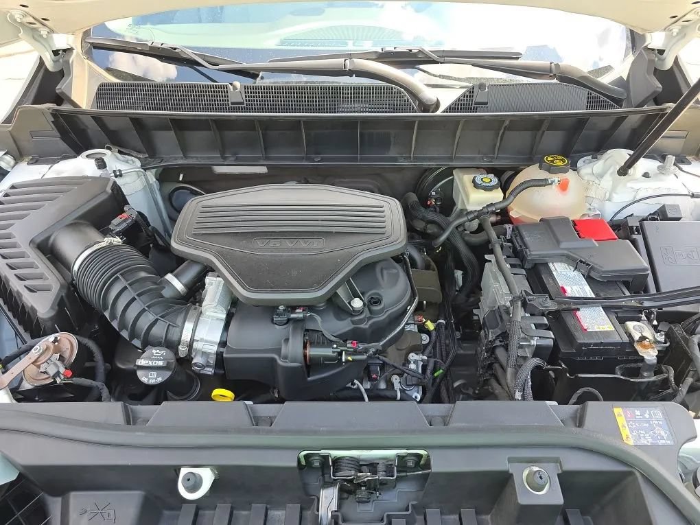 Used 2017 GMC Acadia SLT w/ LPO, Floor Liner Package FWD image 61