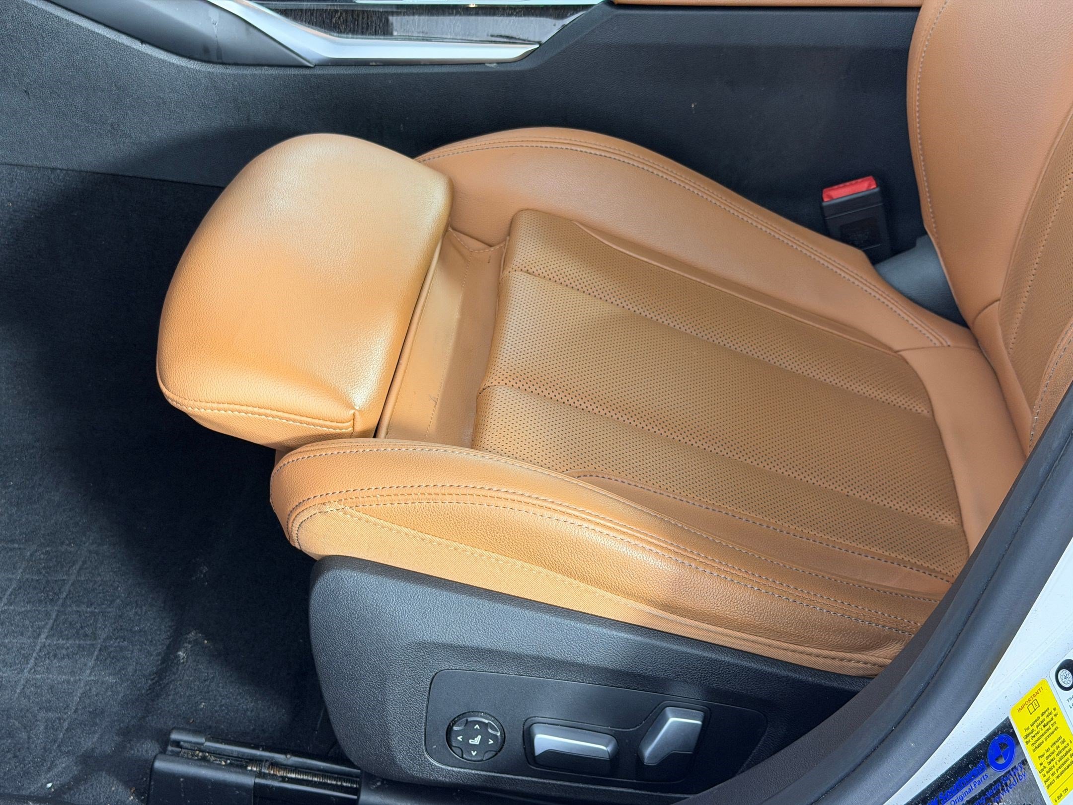 Certified 2023 BMW 330i Sedan w/ Premium Package RWD image 13